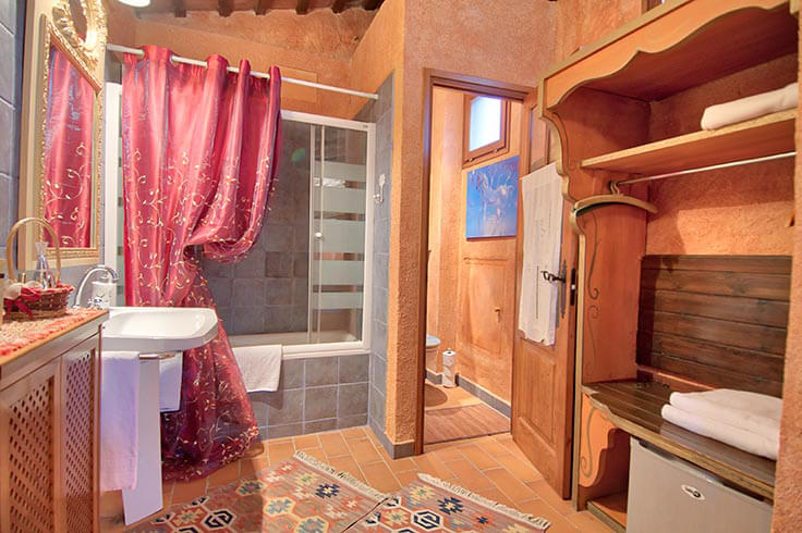 Casa de poble 5 dormitoris amb Piscina i jardí a Púbol - Compra - Venda