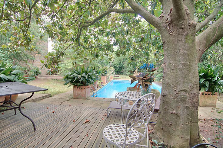 Casa de poble 5 dormitoris amb Piscina i jardí a Púbol - Compra - Venda