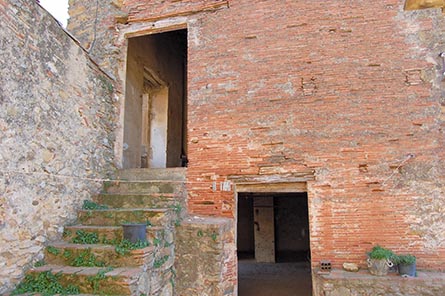 Casa de poble 3 dormitoris amb jardí a Vulpellac - Compra - Venda