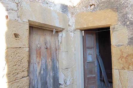 Casa de poble 3 dormitoris amb jardí a Vulpellac - Compra - Venda