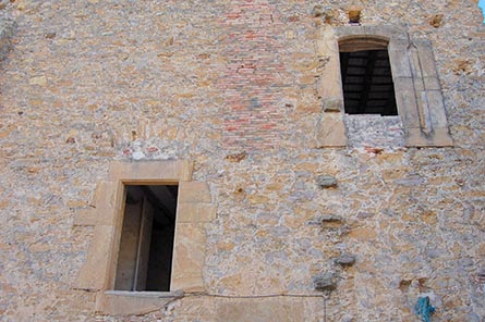 Casa de poble 3 dormitoris amb jardí a Vulpellac - Compra - Venda