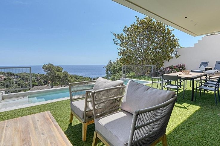 Xalet 4 dormitoris amb Piscina, Wifi, Pàrquing, Barbacoa i jardí a Calella de Palafrugell - Lloguer Temporada