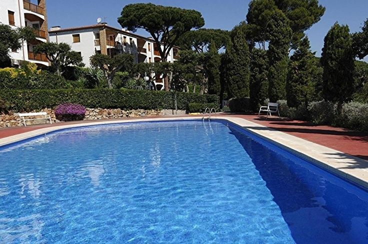 Apartament 2 dormitoris amb Piscina, Vistes al mar, Wifi, Pàrquing i jardí a Calella de Palafrugell - Lloguer Vacacional - Turístic