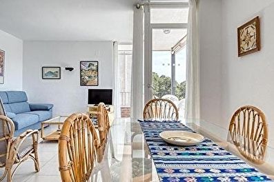Appartement avec Piscine, Parking et jardin à Tamariu - Location Touristique