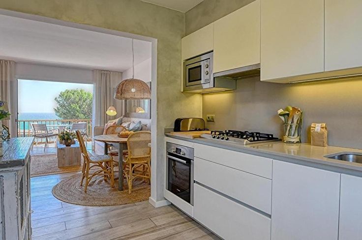 Appartement 2 chambres avec Piscine, Vues à la mer, Air conditionné, Wifi, Parking et jardin à Calella de Palafrugell - Location Vacances - Touristique