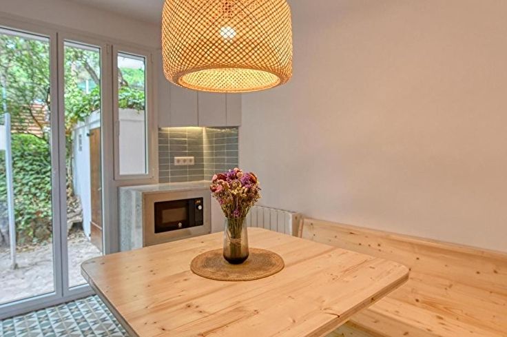 Appartement 2 chambres avec Piscine, Vues à la mer, Air conditionné, Wifi, Parking et jardin à Calella de Palafrugell - Location Vacances - Touristique