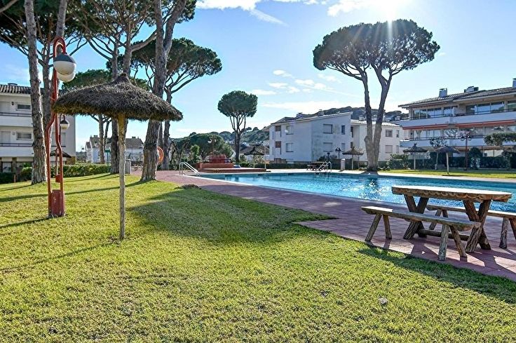 Appartement 3 chambres avec Piscine, Wifi, Parking et jardin à Calella de Palafrugell - Location Vacances - Touristique