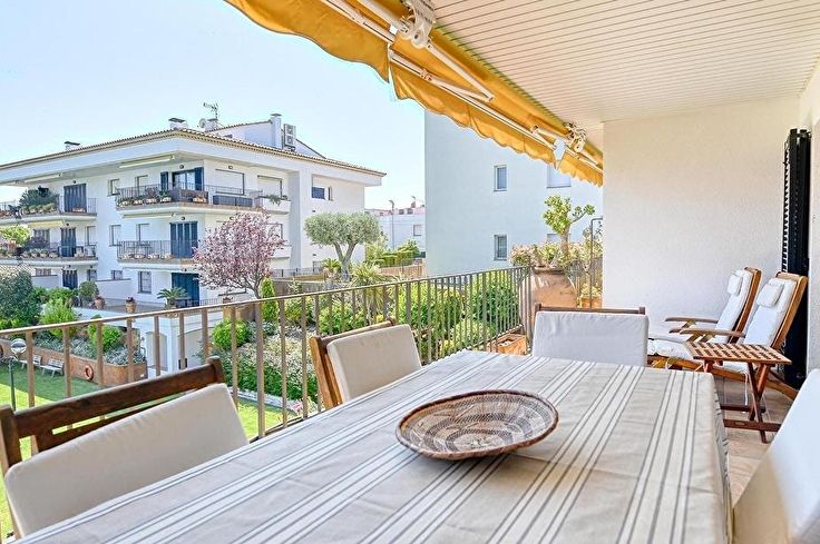Appartement 3 chambres avec Piscine, Wifi, Parking et jardin à Calella de Palafrugell - Location Vacances - Touristique