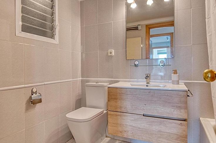 Appartement 2 chambres avec Piscine, Parking et jardin à Tamariu - Location Vacances - Touristique