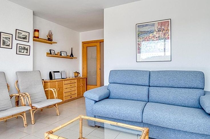Appartement 2 chambres avec Piscine, Parking et jardin à Tamariu - Location Vacances - Touristique