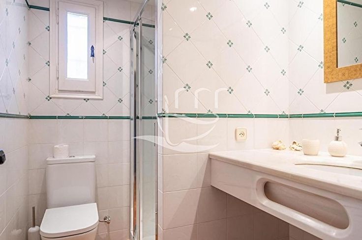 Chalet 5 chambres à Llafranc - Acheter - vendre