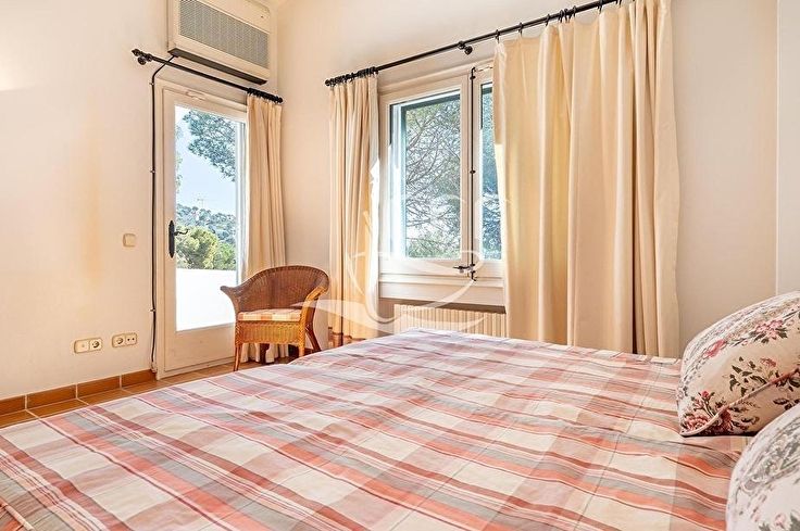 Chalet 5 chambres à Llafranc - Acheter - vendre