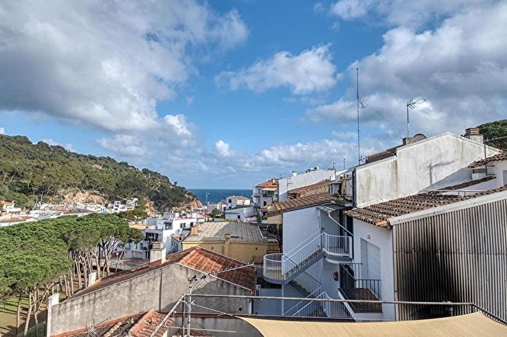 Attique 2 chambres à Tamariu - Acheter - vendre