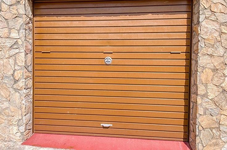 Garage à Tamariu - Acheter - vendre