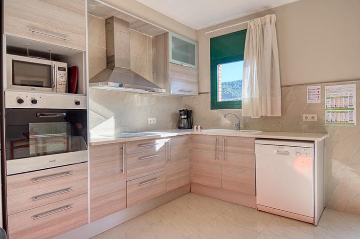 Maison individuelle 6 chambres avec Piscine, Parking et jardin à Begur - Acheter - vendre