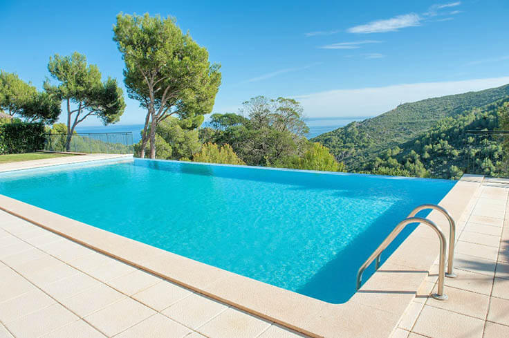 Maison jumelée 4 chambres avec Piscine, Vues à la mer et jardin à Begur - Acheter - vendre