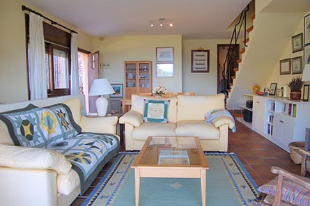 Paired house with Pool and Sea views in Begur - Buy and sell