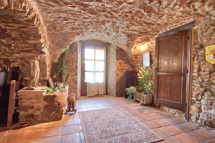 Town house in Fonteta - Buy and sell