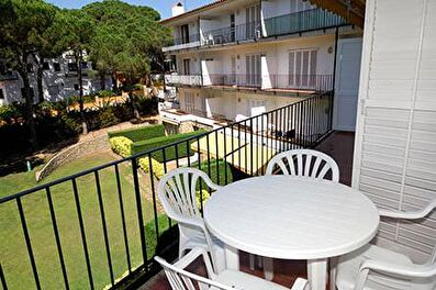 Apartment with Parking and garden in Calella de Palafrugell - Rent Seasonal