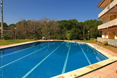 Apartment with Pool and Parking in Llafranc - Rent Seasonal