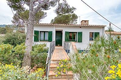 Apartment with Sea views in Tamariu - Rent Seasonal