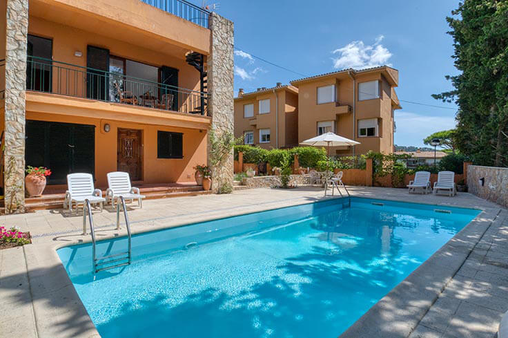 Apartment 3 bedrooms with Pool, Wifi, Parking and garden in Calella de Palafrugell - Rent Vacation - Tourist