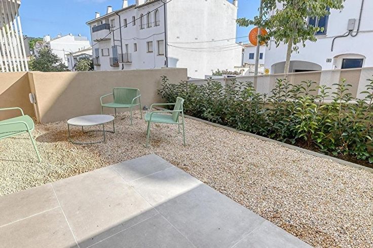 Apartment 3 bedrooms with Pool, Wifi, Parking and garden in Calella de Palafrugell - Rent Seasonal