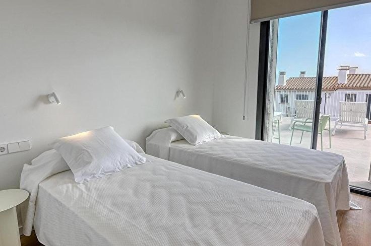Penthouse 3 bedrooms with Pool, Wifi, Parking and garden in Calella de Palafrugell - Rent Seasonal