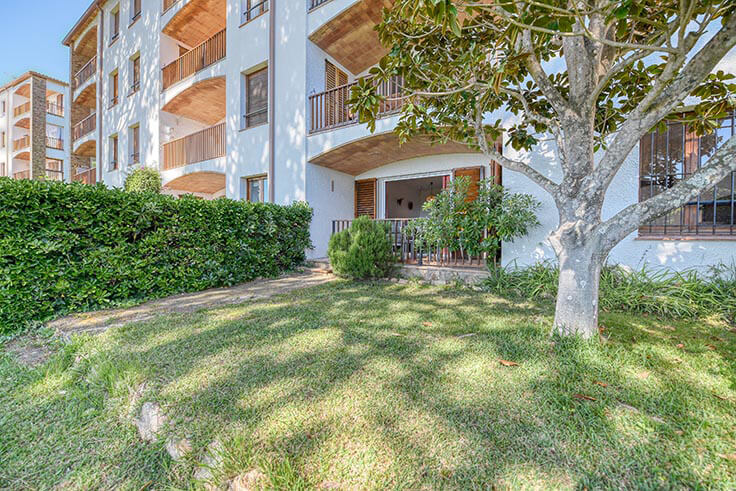 Apartment 2 bedrooms with Pool, Sea views, Air-conditioning, Wifi, Parking and garden in Calella de Palafrugell - Rent Vacation - Tourist