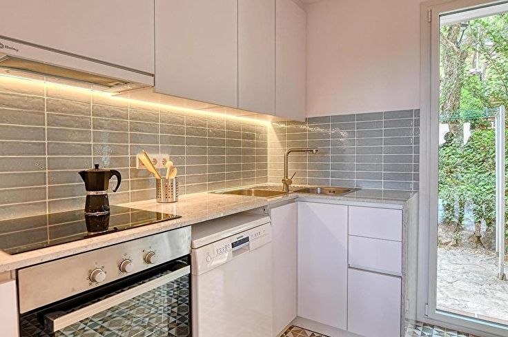 Apartment 2 bedrooms with Pool, Sea views, Air-conditioning, Wifi, Parking and garden in Calella de Palafrugell - Rent Vacation - Tourist