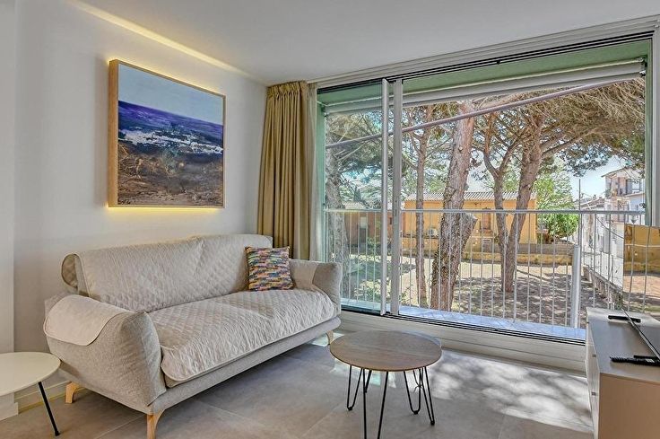 Apartment 3 bedrooms with Pool, Air-conditioning, Wifi, Parking and garden in Llafranc - Rent Seasonal