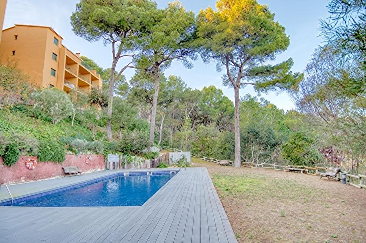 Penthouse 3 bedrooms with Pool, Sea views, Parking and garden in Tamariu - Rent Seasonal