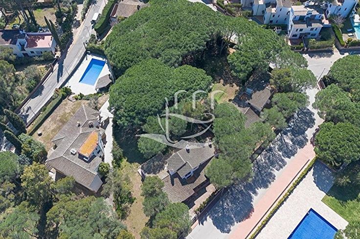 Chalet 5 bedrooms in Llafranc - Buy - For sale