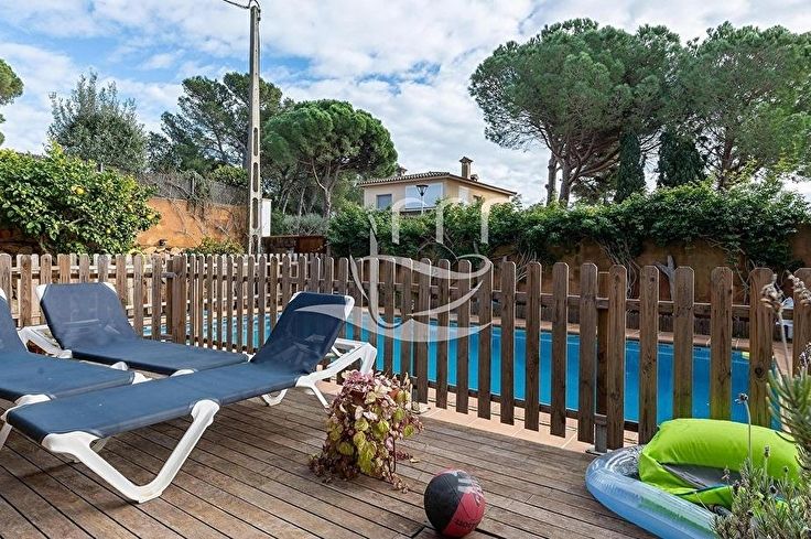 Individual house 4 bedrooms in Calella de Palafrugell - Buy - For sale