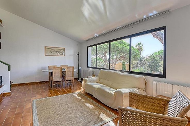 Apartment 2 bedrooms with Pool and garden in Calella de Palafrugell - Buy - For sale