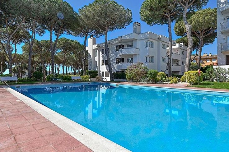 Apartment 3 bedrooms with Pool and Parking in Calella de Palafrugell - Buy - For sale