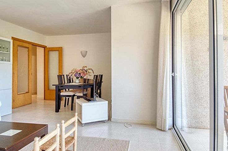 Apartment 2 bedrooms with Pool, Parking and garden in Tamariu - Buy - For sale