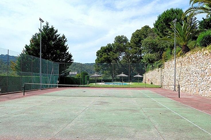 Apartment 4 bedrooms with Pool, Parking and garden in Tamariu - Buy - For sale