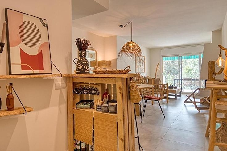 Apartment 4 bedrooms with Pool, Parking and garden in Tamariu - Buy - For sale