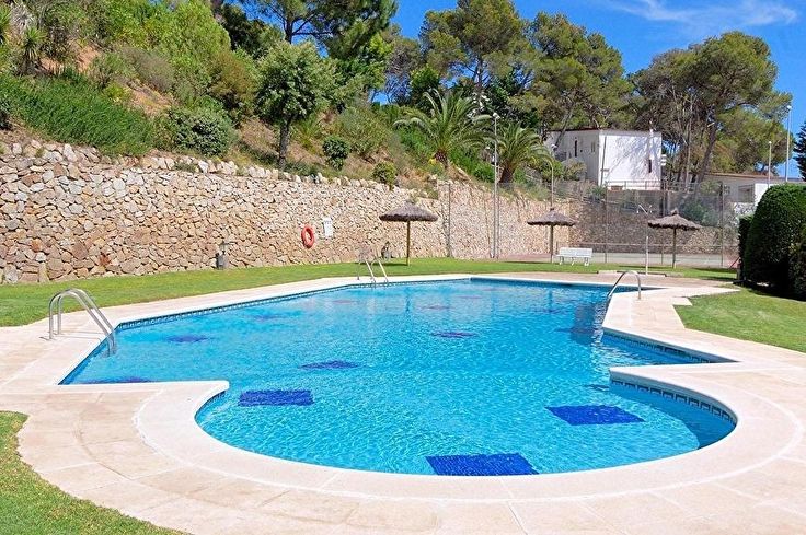 Apartment 3 bedrooms with Pool, Parking and garden in Tamariu - Buy - For sale