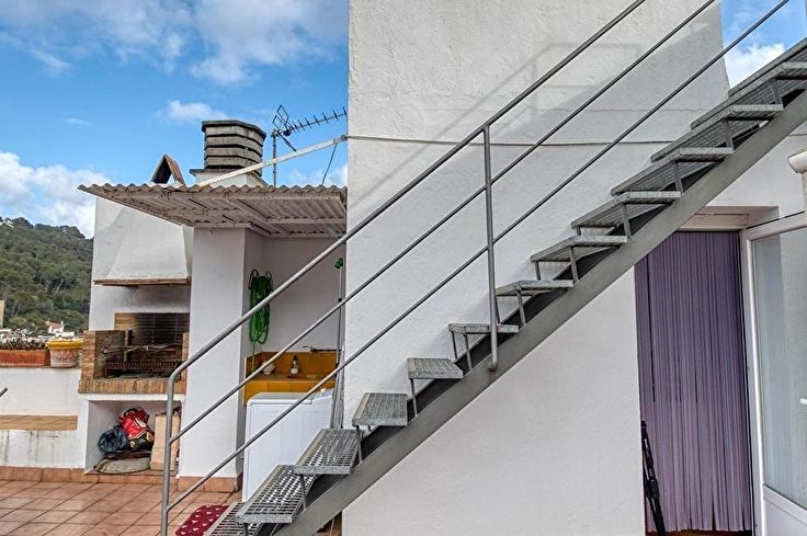 Penthouse 2 bedrooms in Tamariu - Buy - For sale