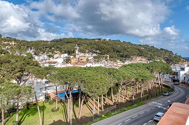 Penthouse 2 bedrooms in Tamariu - Buy - For sale