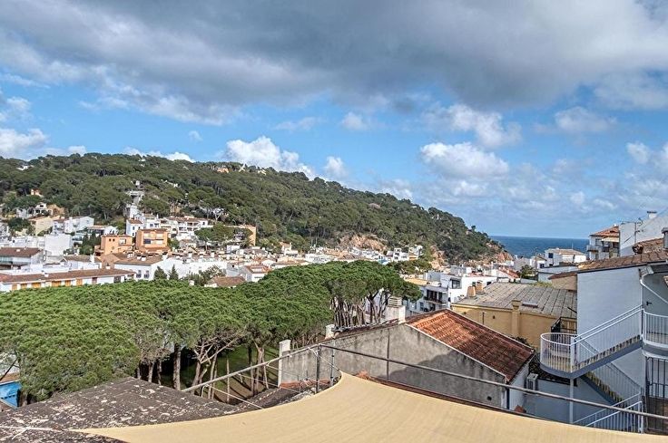 Penthouse 2 bedrooms in Tamariu - Buy - For sale