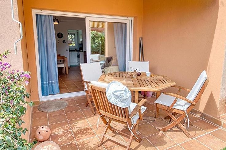 Apartment 2 bedrooms with Pool, Parking and garden in Tamariu - Buy - For sale