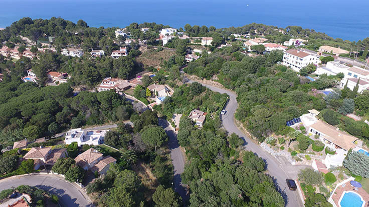 Parcel with garden in Begur - Buy - For sale