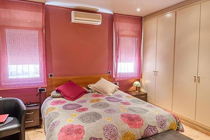 Individual house 5 bedrooms with garden in Begur - Buy - For sale