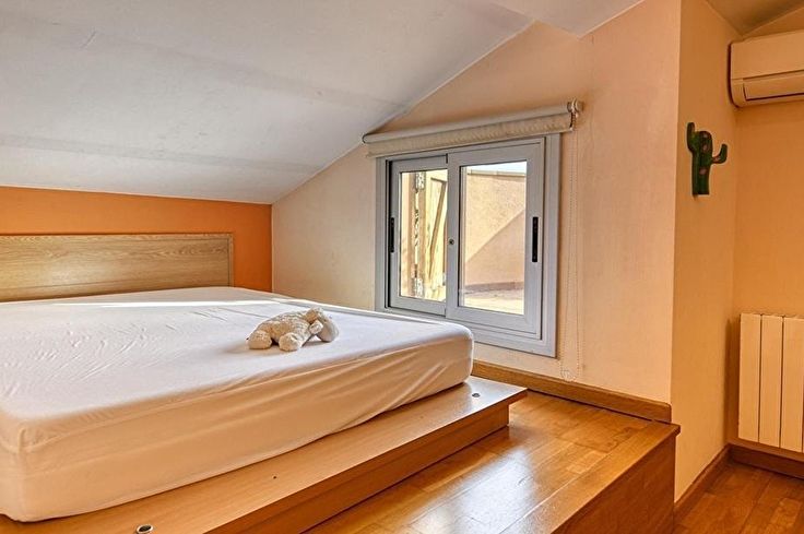 Penthouse 3 bedrooms with Air-conditioning in Palafrugell - Buy - For sale