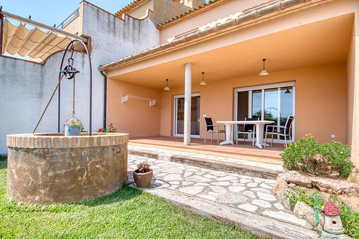 Semi detatched house 4 bedrooms with garden in Palafrugell - Buy - For sale