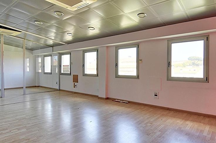 Shop with Air-conditioning in Palafrugell - Buy - For sale