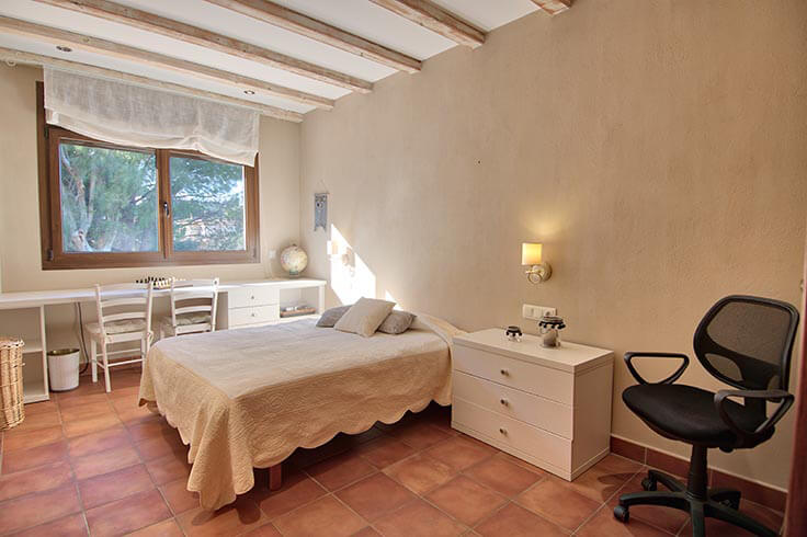 Chalet 5 bedrooms with Pool and garden in Mont-ras - Buy - For sale